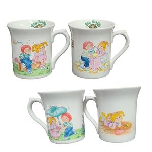 Set of 2 Vintage 1984 original Cabbage Patch mugs, in good used condition